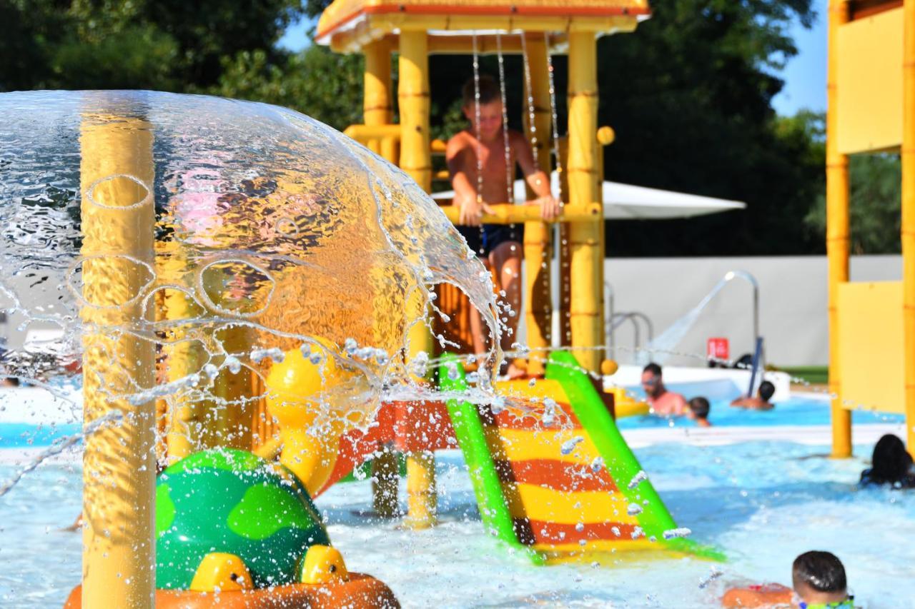 I Tre Moschettieri Camping Village Lido di Pomposa Exteriör bild