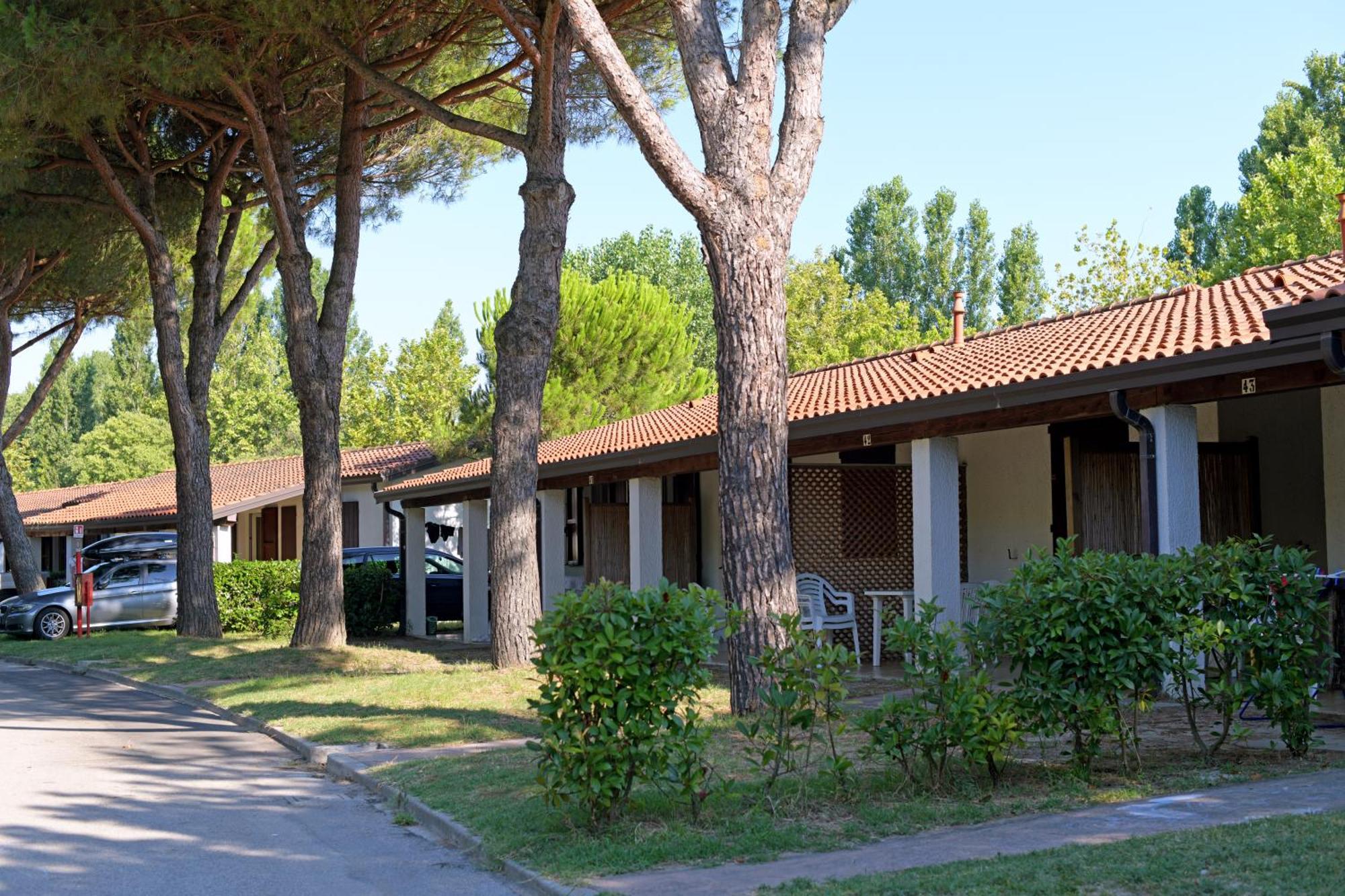 I Tre Moschettieri Camping Village Lido di Pomposa Exteriör bild