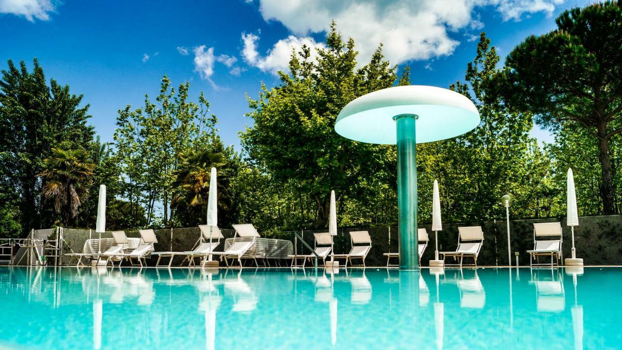 I Tre Moschettieri Camping Village Lido di Pomposa Exteriör bild