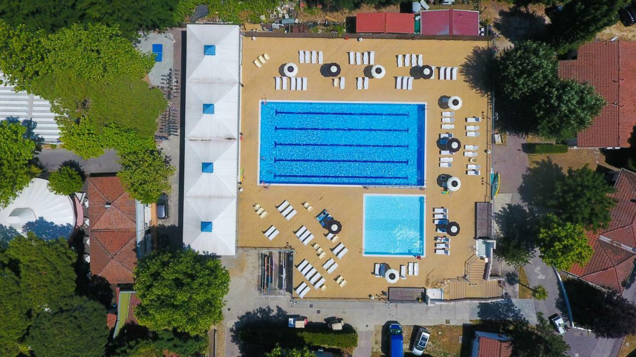 I Tre Moschettieri Camping Village Lido di Pomposa Exteriör bild
